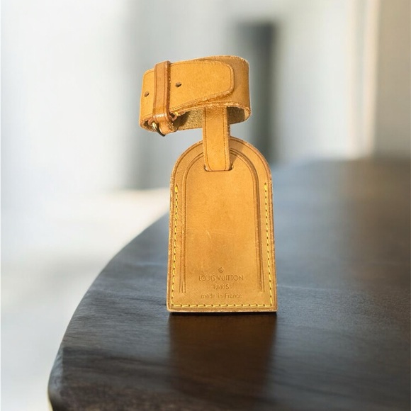 Louis Vuitton Other - Louis Vuitton Tan Leather Luggage Tag